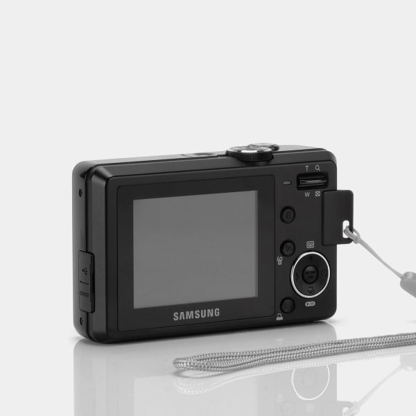 Samsung S850 Point and Shoot Digital Camera For Cheap - Image 2
